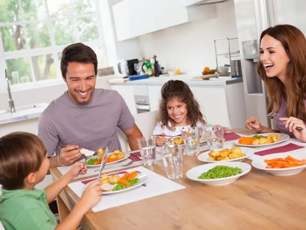 Article 'The “Good Enough” Diet for Busy Families'